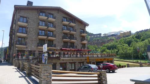 Hotel Parador Canaro & Ski