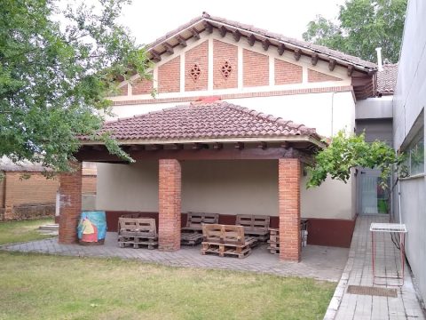 albergue de serrada