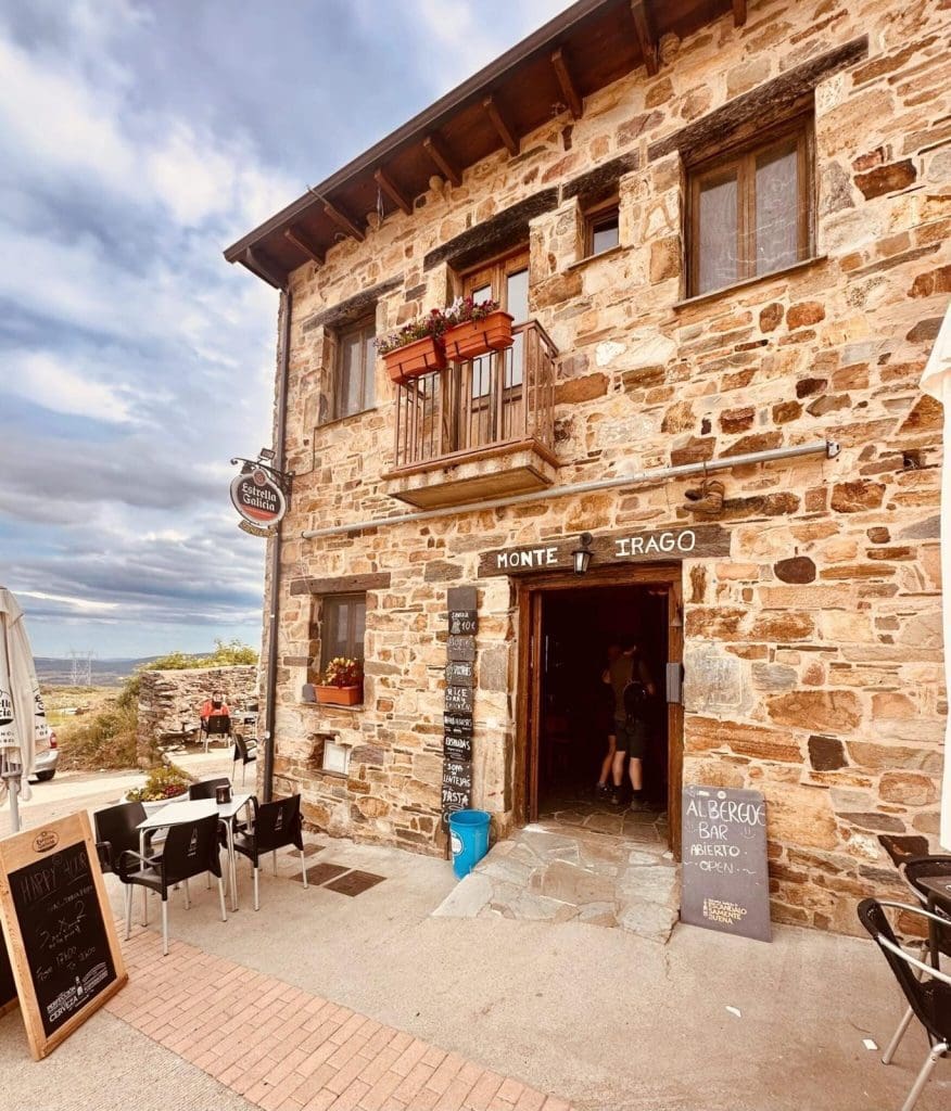 Albergue Monte Irago